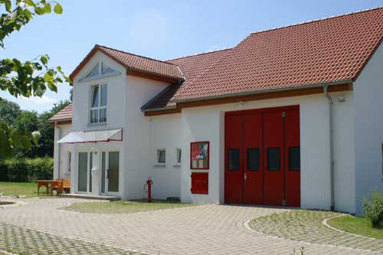 Feuerwehr- & Gemeinschaftshaus